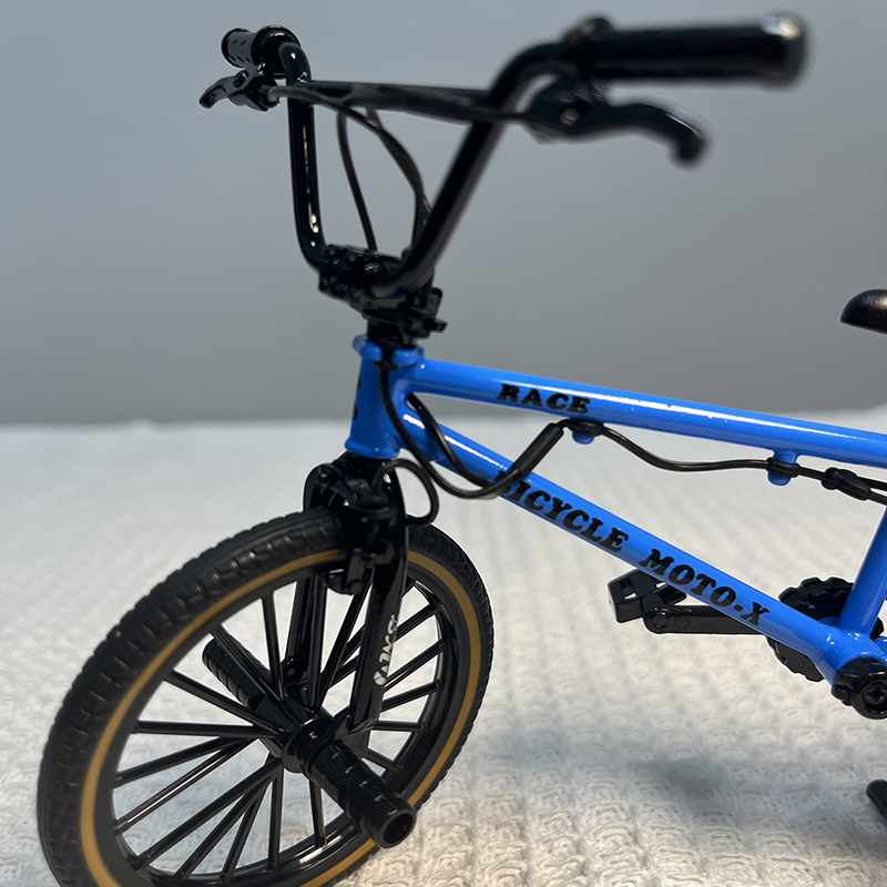 1:8 Mini Model Legering Fiets  - Mountain Biking Gifts recensie en prijs